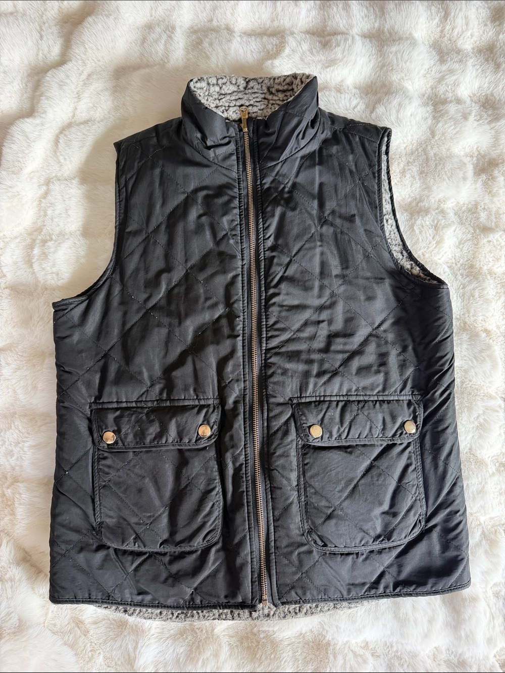 Francesca's Collections Black Quilted Vest with Fleece Lining